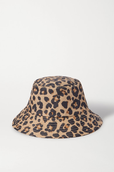 Accessories Trend: the bucket hat - TRAFFIC CHIC